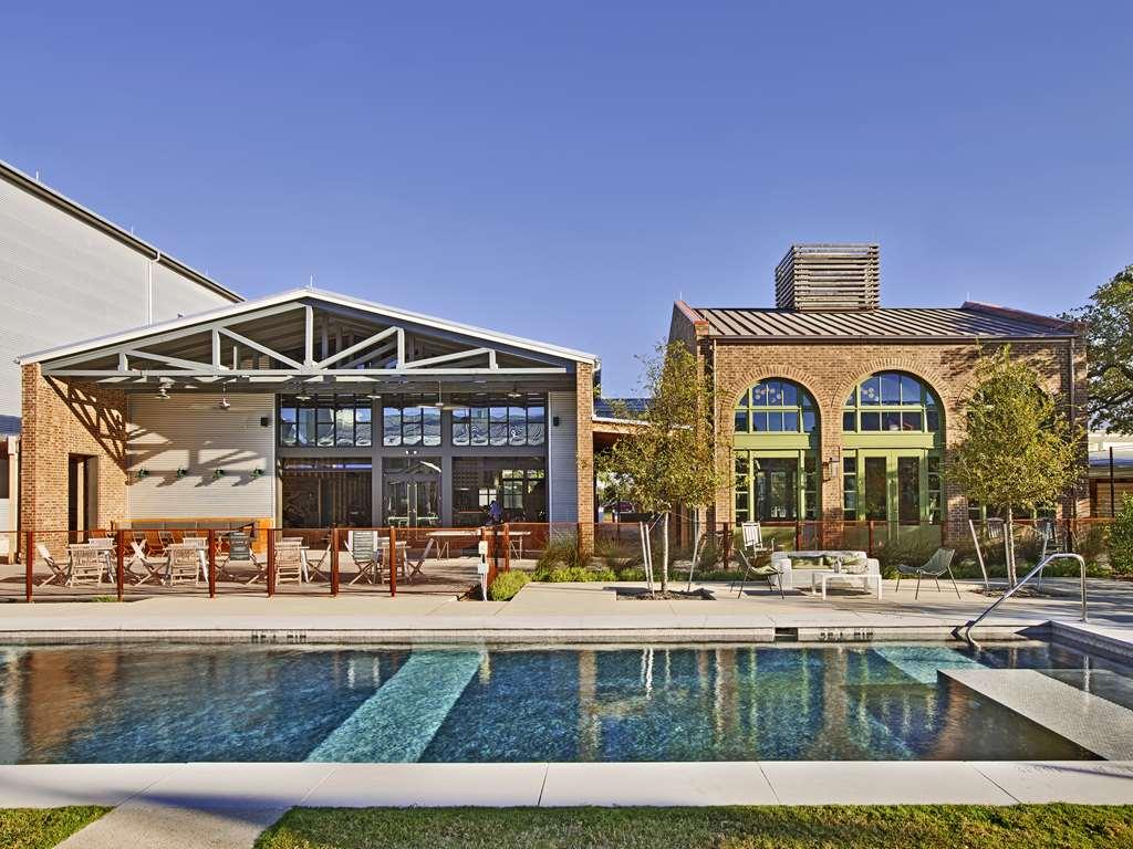 Cavalry Court, By Valencia Hotel Collection College Station Fasiliteter bilde